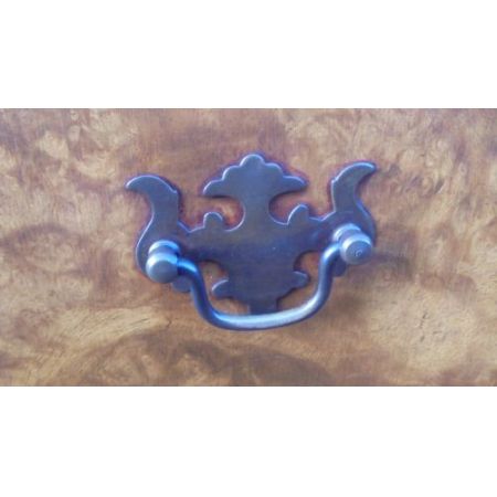 Antike britische Nussbaum Kommode ca 1920