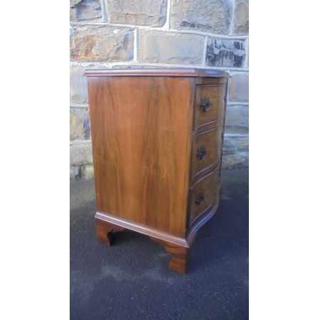 Antike britische Nussbaum Kommode ca 1920