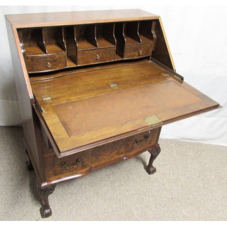 Antiker britischer Sekretär Nussbaum Massivholz ca 1920