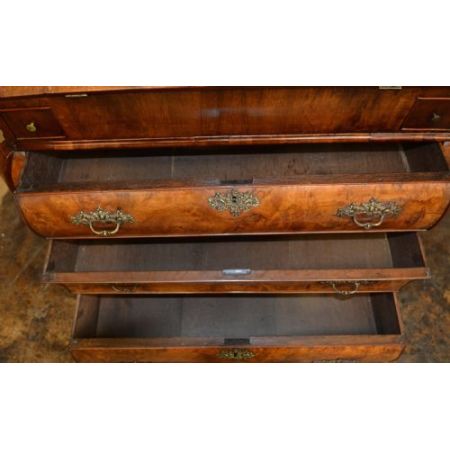 Antiker britischer Nussbaum Sekretär ca 1780