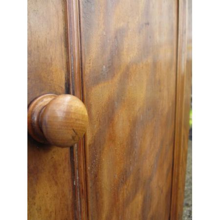 Antiker viktorianischer Nachtschrank Mahagoni britisch ca 1860