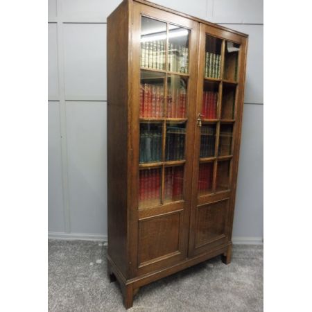 Antiker britischer Eichen Bücherschrank ca 1910