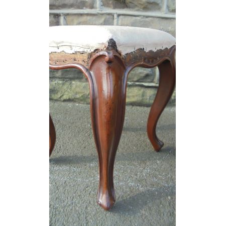 Antike viktorianische Nussbaum Hocker britisch ca 1860