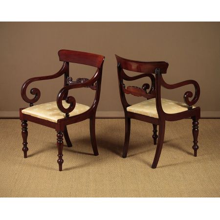 Antike britische Mahagoni Stühle ca 1830