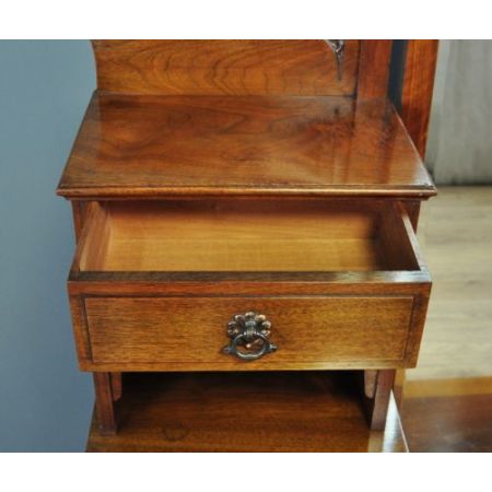 Viktorianischer Arts & Crafts Frisiertisch Nussbaum Garderobe antik britisch ca 1880