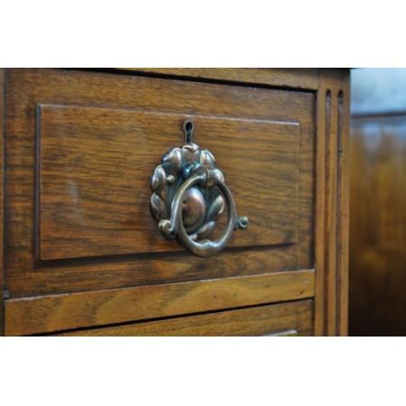 Viktorianischer Arts & Crafts Frisiertisch Nussbaum Garderobe antik britisch ca 1880