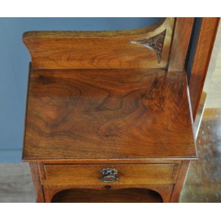 Viktorianischer Arts & Crafts Frisiertisch Nussbaum Garderobe antik britisch ca 1880