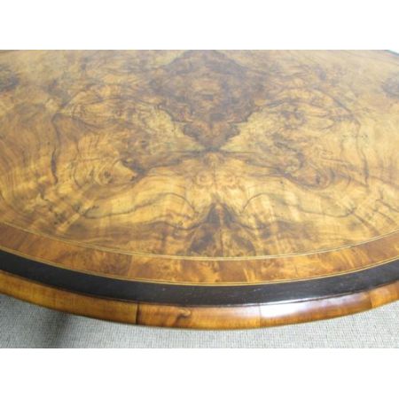 Viktorianischer antiker Esstisch Nussbaum britisch ca 1860