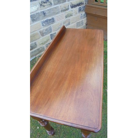 Viktorianischer britischer Mahagoni Beistelltisch antik ca 1860