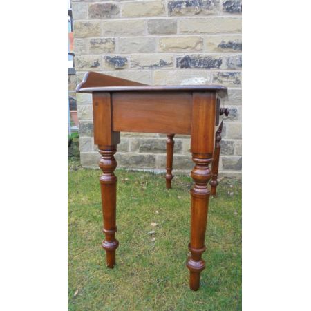 Viktorianischer britischer Mahagoni Beistelltisch antik ca 1860