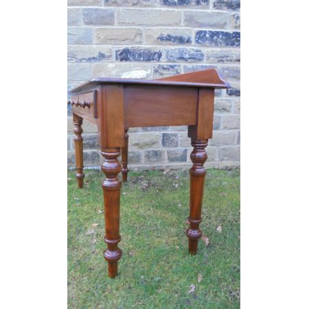 Viktorianischer britischer Mahagoni Beistelltisch antik ca 1860