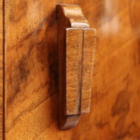 Antike britische Art Deco Nachtschränke Nussbaum Massivholz ca 1930