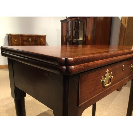 Georgianischer antiker Mahagoni Beistelltisch britisch ca 1750