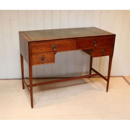 Antiker britischer Eichen Schreibtisch ca 1920