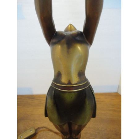 Antike britische Art Deco Lampe Figur Tischlampe Skulptur ca 1930