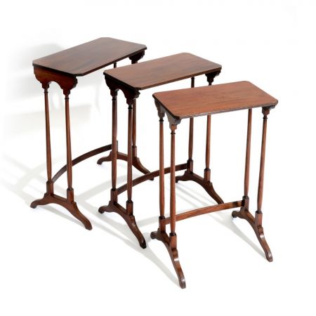 Antike britische Mahagoni Beistelltische ca 1850