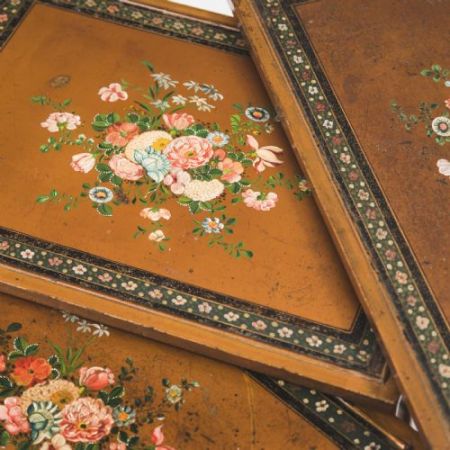 Antike britische Satinholz Beistelltische ca 1900