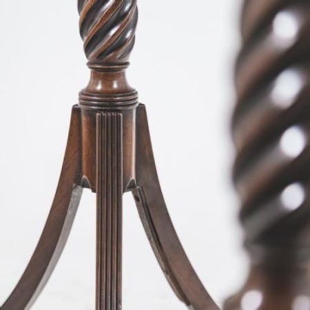 Antike britische Mahagoni Beistelltische ca 1820