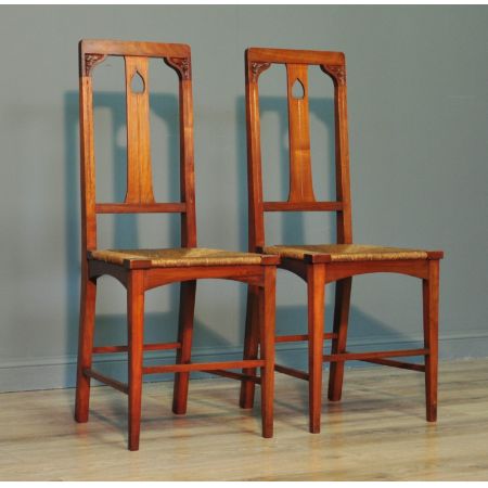 Antike britische Arts & Crafts Stühle Nussbaum ca 1890