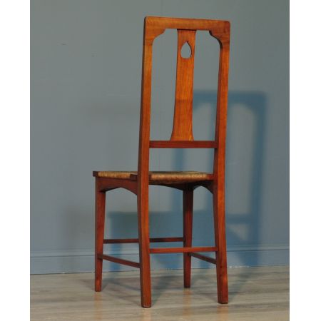 Antike britische Arts & Crafts Stühle Nussbaum ca 1890