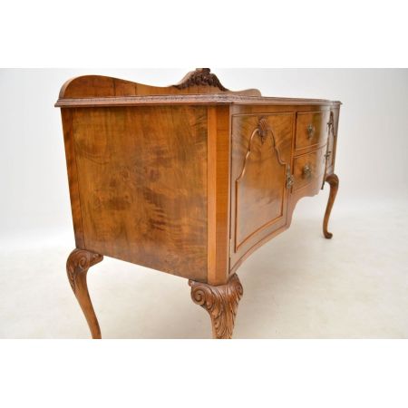 Antikes britisches Nussbaum Sideboard ca 1930