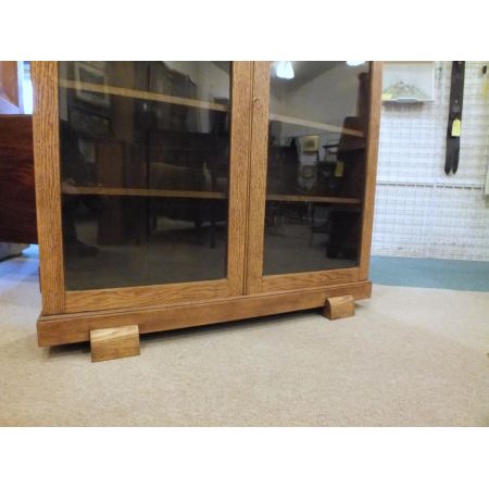 Antiker britischer Bücherschrank Eiche ca 1930