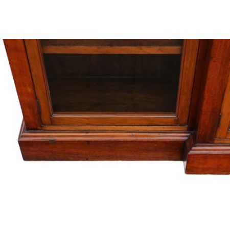 Viktorianischer antiker Bücherschrank Nussbaum englisch ca 1890