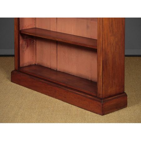 Antikes britisches Mahagoni Bücherregal ca 1880