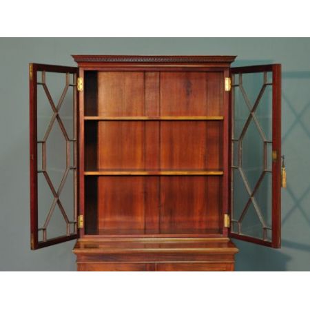 Antiker britischer Mahagoni Bücherschrank ca 1910