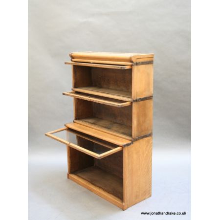 Antiker britischer Globe Wernicke Bücherschrank Eiche ca 1920