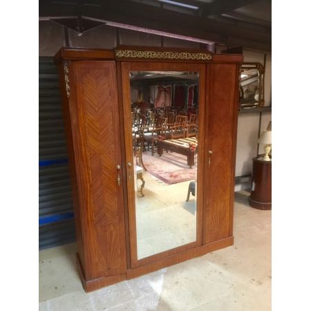 Antiker französischer Kleiderschrank Nussbaum Kingwood ca 1900