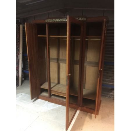 Antiker französischer Kleiderschrank Nussbaum Kingwood ca 1900