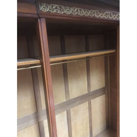 Antiker französischer Kleiderschrank Nussbaum Kingwood ca 1900