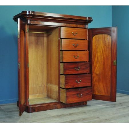 Englischer viktorianischer Kleiderschrank Mahagoni antik ca 1860