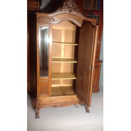 Antiker französischer Eichen Kleiderschrank ca 1920