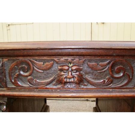 Englischer Antiker geschnitzter Eichen Schreibtisch ca. 19. Jh.