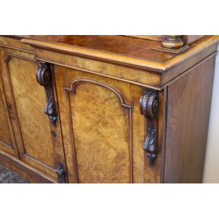 Antiker viktorianischer Nussbaum Bücherschrank englisch ca 1860