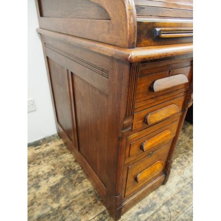 Antiker britischer Nussbaum Schreibtisch Rolltop ca 1890