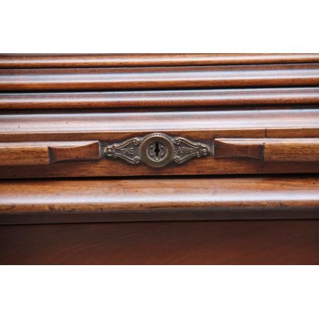 Antiker britischer Nussbaum Schreibtisch Rolltop Desk ca 1910