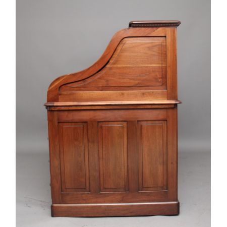 Antiker britischer Nussbaum Schreibtisch Rolltop Desk ca 1910