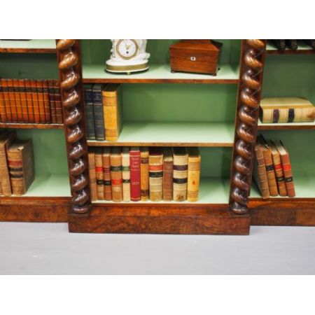 Viktorianisches antikes Breakfront Bücherregal Nussbaum britisch ca 1870