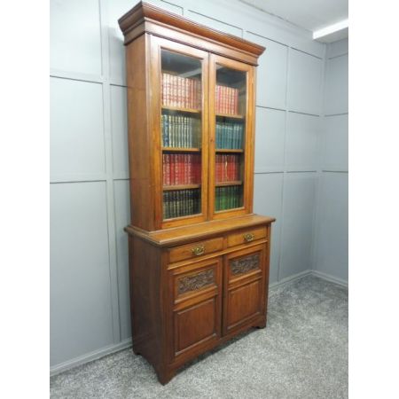 Viktorianischer antiker Nussbaum Bücherschrank britisch ca 1890