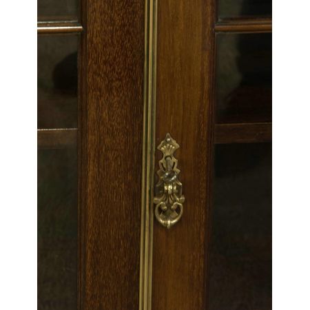 Antiker britischer Mahagoni Bücherschrank ca 1890