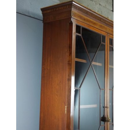 Antiker britischer Mahagoni Bücherschrank ca 1895