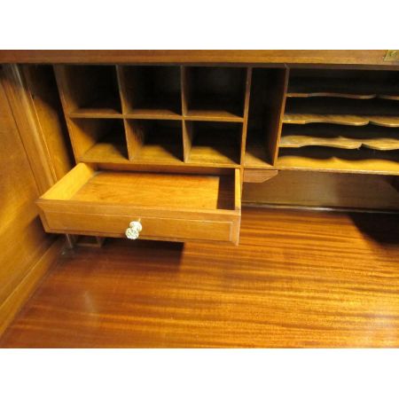 Antiker amerikanischer Rolltop Sekretär Nussbaum ca 1850