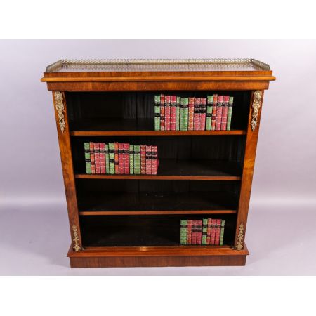 Viktorianisches antikes Nussbaum Bücherregal englisch ca 1860