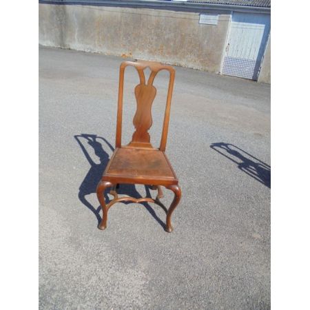 Antike britische Nussbaum Stühle ca 1900