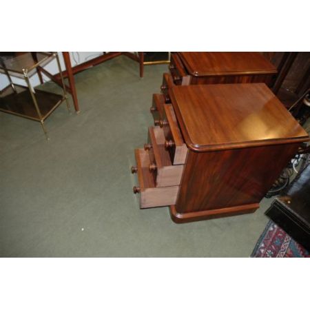 Viktorianische Mahagoni Nachtschränke Kommoden antik ca 1890