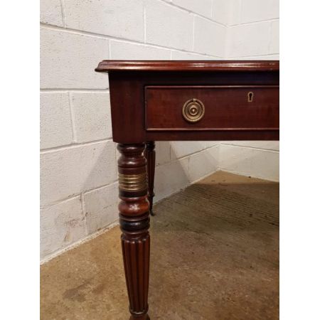 Antiker britischer Mahagoni Schreibtisch Partners Desk ca 1830