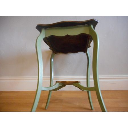 Antiker edwardianischer Beistelltisch Nussbaum britisch ca 1900